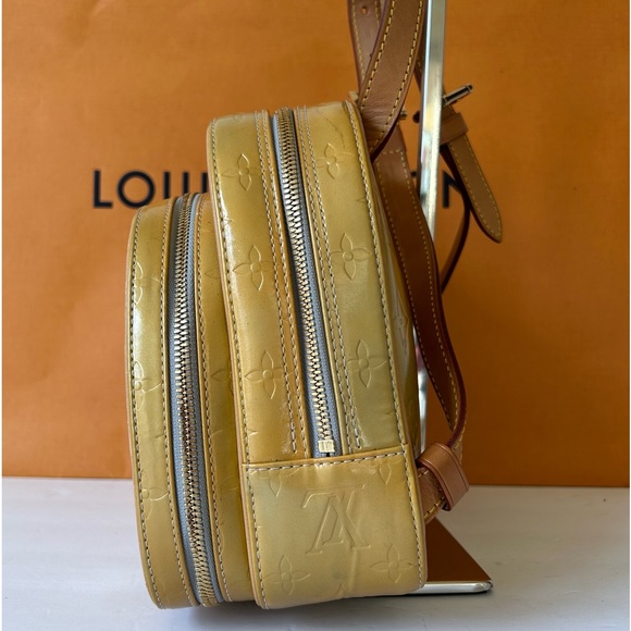 LOUIS VUITTON Monogram Vernis Murray Backpack Yellow - Picture 5 of 16